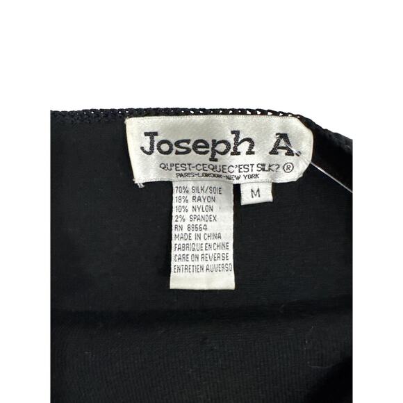 Joseph A Gently Worn Top with Flowers - Size: Medium - Picture 3 of 6